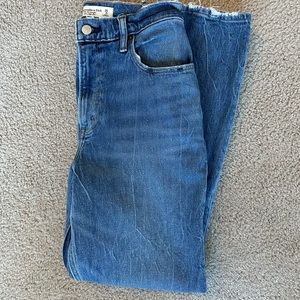 Abercrombie 90s Straight Ultra High Rise jeans
